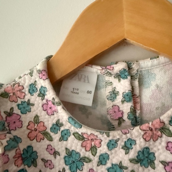 Zara Floral Kids Dress Pink, Blue, Green Size 1.5 Years - Picture 6 of 6
